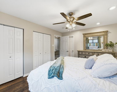 16450 Cherry Hill Avenue - Photo Thumbnail 12