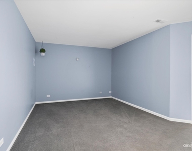 3126 Crystal Rock Road - Photo Thumbnail 7