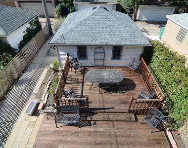 1814 Wesley Avenue - Photo Thumbnail 10