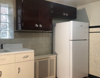 1814 Wesley Avenue - Photo Thumbnail 2