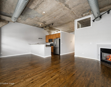 1151 W 14th Place - Photo Thumbnail 2