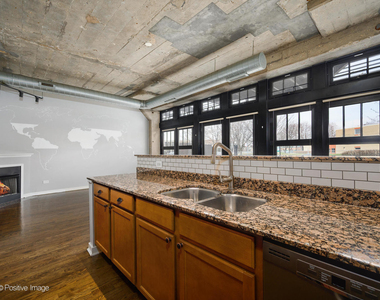 1151 W 14th Place - Photo Thumbnail 9