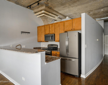 1151 W 14th Place - Photo Thumbnail 6