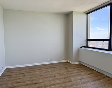 2800 N Lake Shore Drive - Photo Thumbnail 4