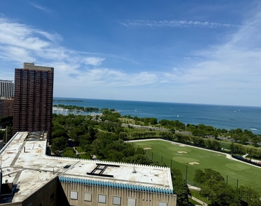2800 N Lake Shore Drive - Photo Thumbnail 16