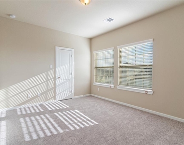 4207 Maple Glen Drive - Photo Thumbnail 22