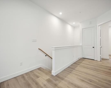 4602 Indie Heights Lane - Photo Thumbnail 9