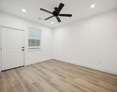4602 Indie Heights Lane - Photo Thumbnail 15