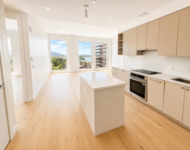 636 West 158th Street - Photo Thumbnail 2