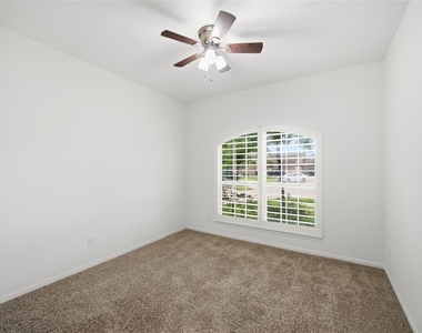 3831 Daintree Park Drive - Photo Thumbnail 19