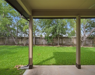 3831 Daintree Park Drive - Photo Thumbnail 25