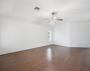 3831 Daintree Park Drive - Photo Thumbnail 6