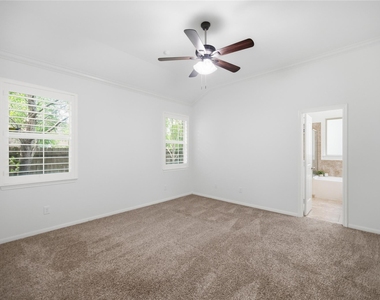 3831 Daintree Park Drive - Photo Thumbnail 12
