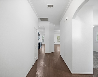 3831 Daintree Park Drive - Photo Thumbnail 3