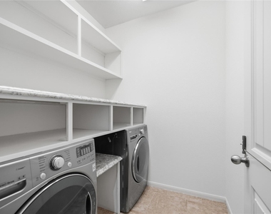 3831 Daintree Park Drive - Photo Thumbnail 18