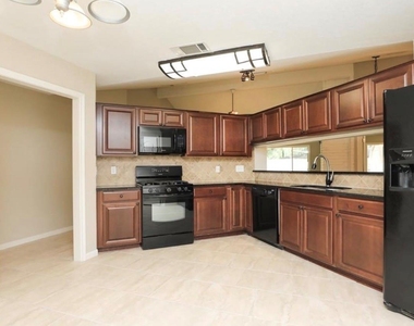 3134 Sedgeborough Drive - Photo Thumbnail 14