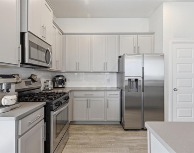 4429 Ibiza Lane - Photo Thumbnail 4