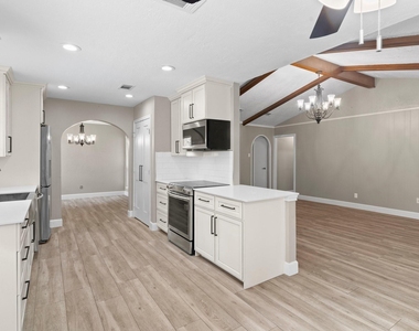 27234 Wells Lane - Photo Thumbnail 3