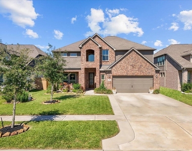 2417 Lake Mist Drive - Photo Thumbnail 1