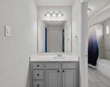 2417 Lake Mist Drive - Photo Thumbnail 39