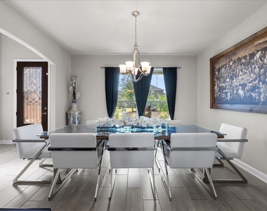 2417 Lake Mist Drive - Photo Thumbnail 4