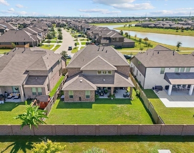 2417 Lake Mist Drive - Photo Thumbnail 46