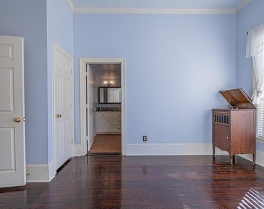 809 Milam Street - Photo Thumbnail 17