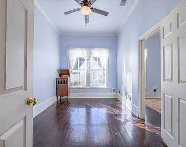 809 Milam Street - Photo Thumbnail 16