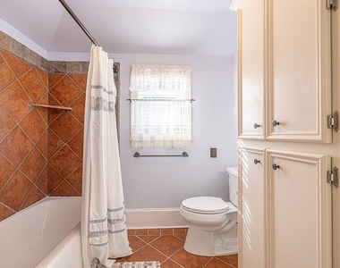 809 Milam Street - Photo Thumbnail 18