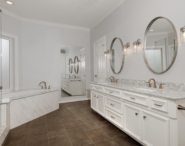 14 Graceful Elm Court - Photo Thumbnail 21
