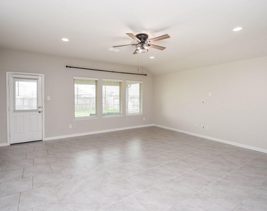 1334 Bellingham Park Drive - Photo Thumbnail 10