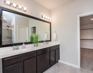 1334 Bellingham Park Drive - Photo Thumbnail 18