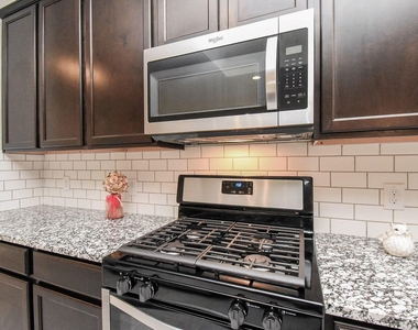 1334 Bellingham Park Drive - Photo Thumbnail 5