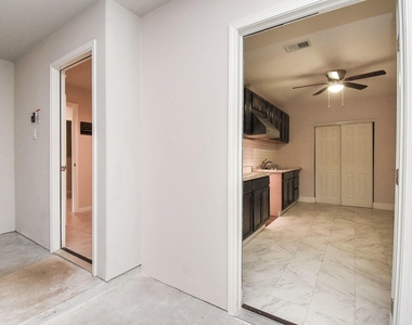 1334 Bellingham Park Drive - Photo Thumbnail 32
