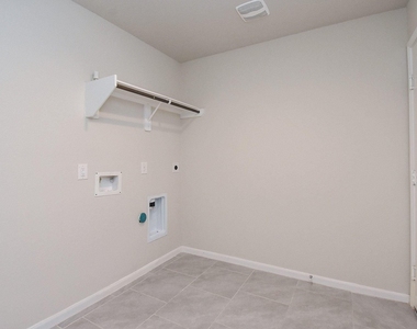 1334 Bellingham Park Drive - Photo Thumbnail 31