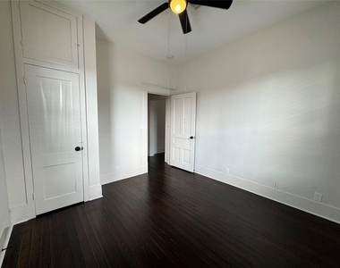 805 Saint Mary's Boulevard - Photo Thumbnail 3