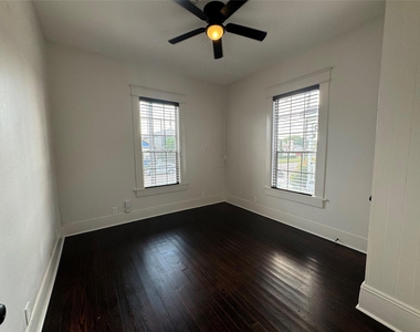 805 Saint Mary's Boulevard - Photo Thumbnail 4
