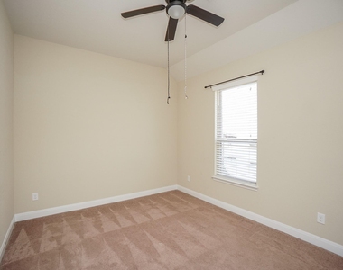 28515 Pleasant Forest - Photo Thumbnail 23
