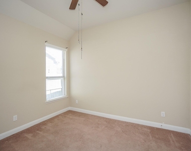 28515 Pleasant Forest - Photo Thumbnail 24