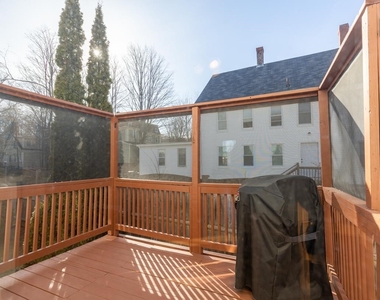 204 Washington - Photo Thumbnail 6