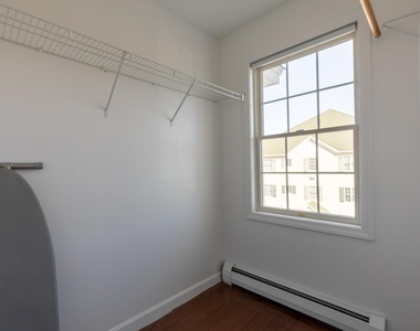 204 Washington - Photo Thumbnail 14