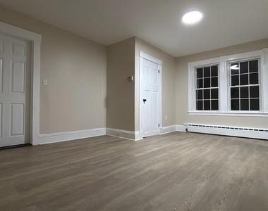 155 South Main - Photo Thumbnail 2