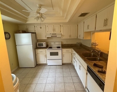 6116 Whiskey Creek Drive - Photo Thumbnail 2