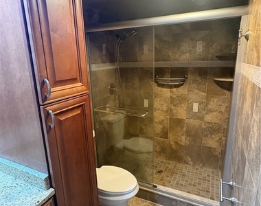 6116 Whiskey Creek Drive - Photo Thumbnail 1
