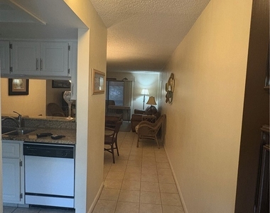6116 Whiskey Creek Drive - Photo Thumbnail 3