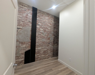 22 South Main - Photo Thumbnail 7