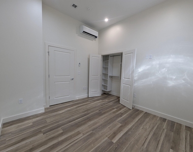 22 South Main - Photo Thumbnail 15