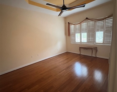 14582 Bellino Terrace - Photo Thumbnail 21