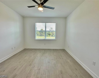 43860 Blue Heron Lane - Photo Thumbnail 6