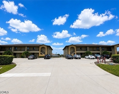 4035 Sw 8th Place - Photo Thumbnail 14